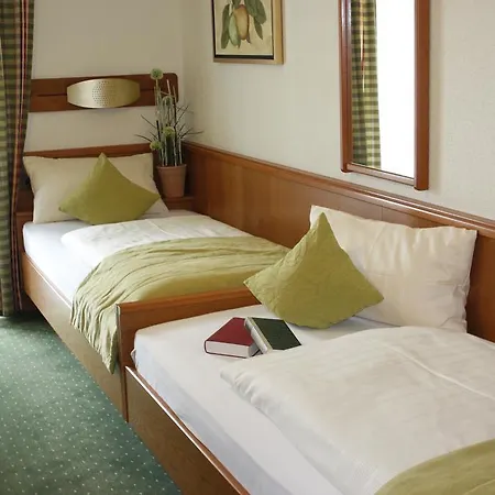 Rossmayer Hotel *